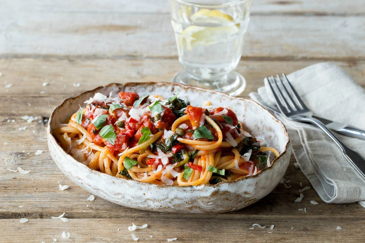 Sandro Petti’s Cheeky Pasta Puttanesca